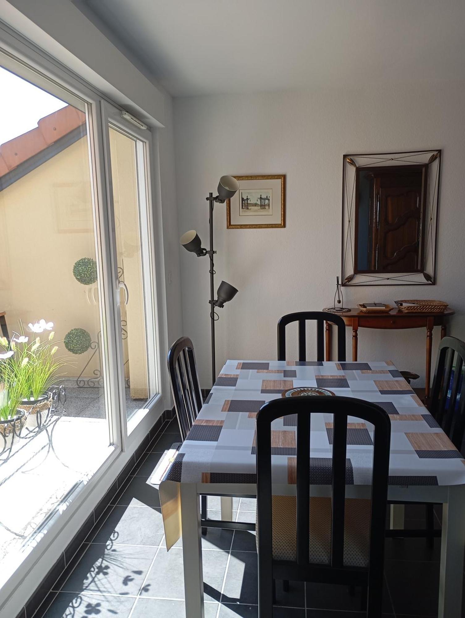 La Bonne Adresse Apartment Woippy Exterior foto